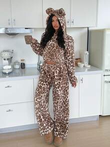 ZzzCrew Women's Double-Sided Arctic Print Apricot Leopard Pattern Hooded Pajama Set - Apricot - View 4