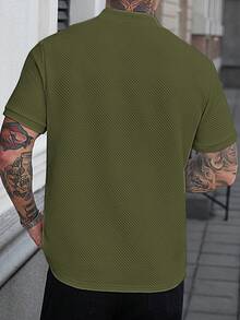 Manfinity CasualCool 男士立領 Polo 衫，針織提花面料，休閒日常穿著，時尚百搭風格 - 綠色 - 查看 2