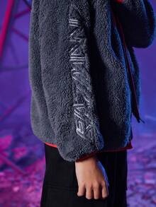 BATMAN X SHEIN Tween Boy Letter Embroidery Contrast Binding Fluffy Coat - Dark Grey - View 7
