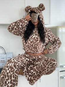 ZzzCrew Women's Double-Sided Arctic Print Apricot Leopard Pattern Hooded Pajama Set - Apricot - View 5