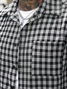 Manfinity CasualCool 男士格紋單排扣休閒通勤短袖襯衫 - 黑與白 - 查看 3