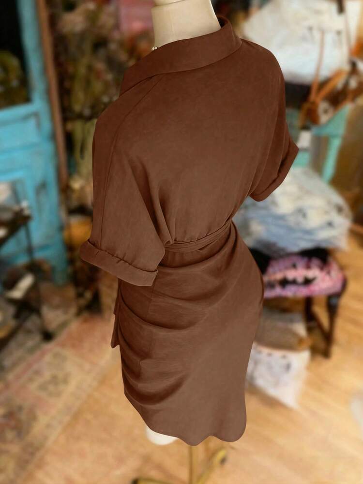 NostaNoir Vestido camisa de manga corta con cuello, abotonadura sencilla y cintura con lazo - Café - Añade 2