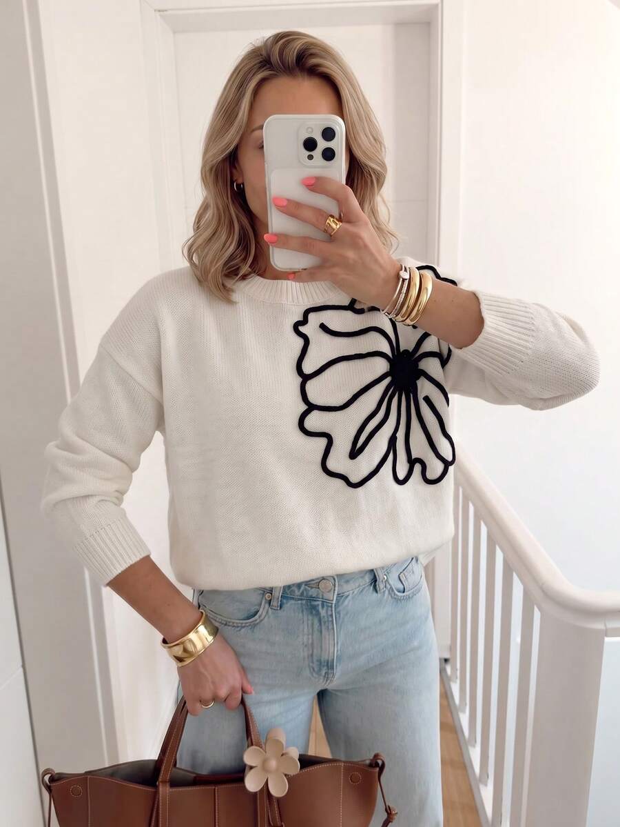 Louniche 女款運動休閒白色圓領套頭毛衣,誇張3D刺繡花卉設計,學院風 - 卡其色 - 查看 1