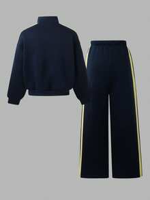 SHEIN 女童（大童）運動衫套裝，海軍藍配亮黃色條紋，半拉鍊立領運動衫，英文字母印花精緻時尚，寬鬆落肩版型，搭配同材質側條紋寬腿運動長褲，適合日常上學穿著 - 藏蓝色 - 查看 2