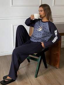 TOM AND JERRY X DAZY Bộ đồ ngủ nữ dáng rộng tay raglan, phối vải patchwork màu tương phản, họa tiết hoạt hình kẻ sọc và chấm bi, cho mùa Thu/Đông - Màu xanh lam - Xem 6