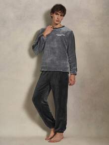 EverLounge Men Slogan Embroidery Contrast Side Seam Top & Pants PJ Fluffy Set, Fall Winter Clothes, Cozy - Grey - View 6