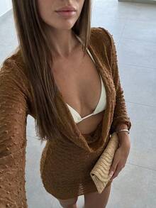 Bonvoyette Swim Chiccia 夏季海灘度假女款不對稱長袖罩衫 棕色波點 性感熱帶風 - 咖啡棕 - 查看 1