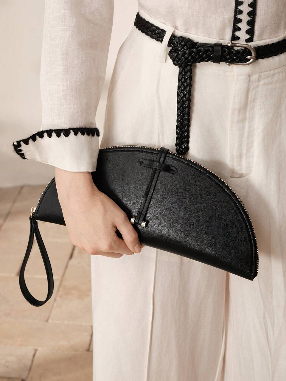 MOTF WOMEN'S FASHION HALF-MOON CLUTCH, CLASSIC BLACK, MINIMALIST HANDBAG FOR DAILY, COMMUTING, BANQUETS, DRESS MATCHING
