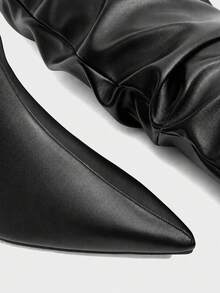 CUCCOO SZL Stivali da donna con punta nera in pelle morbida con tacco kitten e stivali da donna al ginocchio eleganti semplici da pendolare sexy per occasioni di festa & Natale autunno inverno stivali alti da donna - Pelle nera morbida - Visualizzare 6