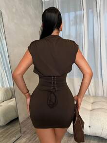 SHEIN SXY 女款純色百褶修身時尚迷你洋裝，適合夜晚外出與夜店，棕色系全色調，夏季性感 - 棕色 - 查看 2