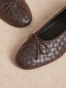 Rosivie 復古 PU 皮革編織設計女鞋，蝴蝶結低鞋口平底鞋，軟底久穿不累，適合度假宴會 - 深咖色 - 查看 5