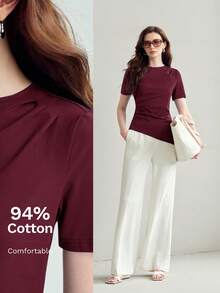 MOTF PREMIUM KAOS LENGAN PENDEK KATUN MUSIM SEMI/PANAS DENGAN LEHER BULAT, HEM ASIMETRIS, DAN PINGGANG BERKERUT - Burgundy - View 7