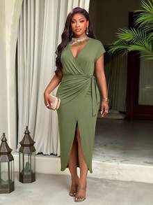 Brilight Gaun Midi Wanita Elegan dan Dewasa, Gaun Bodycon Berpotongan V Dalam Lengan Pendek dengan Detail Kerut dan Belahan, Cocok untuk Pesta Malam, Koktail, Bar, Makan Malam, dan Liburan. - Hijau Tentara - View 1