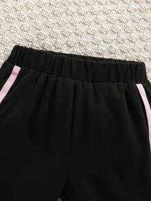 SHEIN 新生女嬰粉黑時尚套裝 短袖上衣附3D蝴蝶結 可愛套裝 0-9個月嬰兒適用 - 黑色 - 查看 10