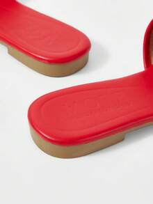 MOTF LADIES SWEET COLOUR MATCHING BUCKLE RED FLAT SANDALS - Red - View 10