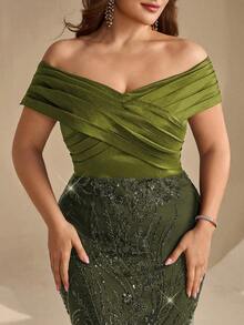 Coutiva Plus Size Sequin Patchwork Off Shoulder Formal Evening Gown - Army Green - View 3