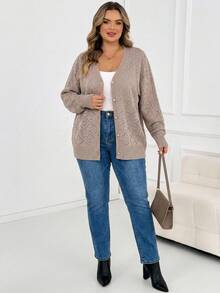 SHEIN CURVE+ 大尺碼女款素色鏤空長袖單排扣針織開襟衫 - 粉色 - 查看 8