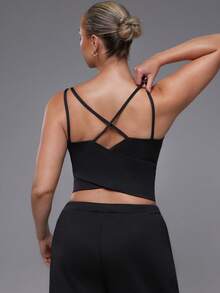 Voyena Plus Size Women Solid Color Casual Daily Wear Sports Camisole Tank Top - Black - View 2