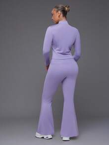 Voyena Setelan Olahraga Kasual Sehari-hari untuk Wanita Ukuran Plus, Warna Polos, Atasan Lengan Panjang dengan Resleting dan Celana Flare, Cocok untuk Musim Gugur. - Purple - View 2
