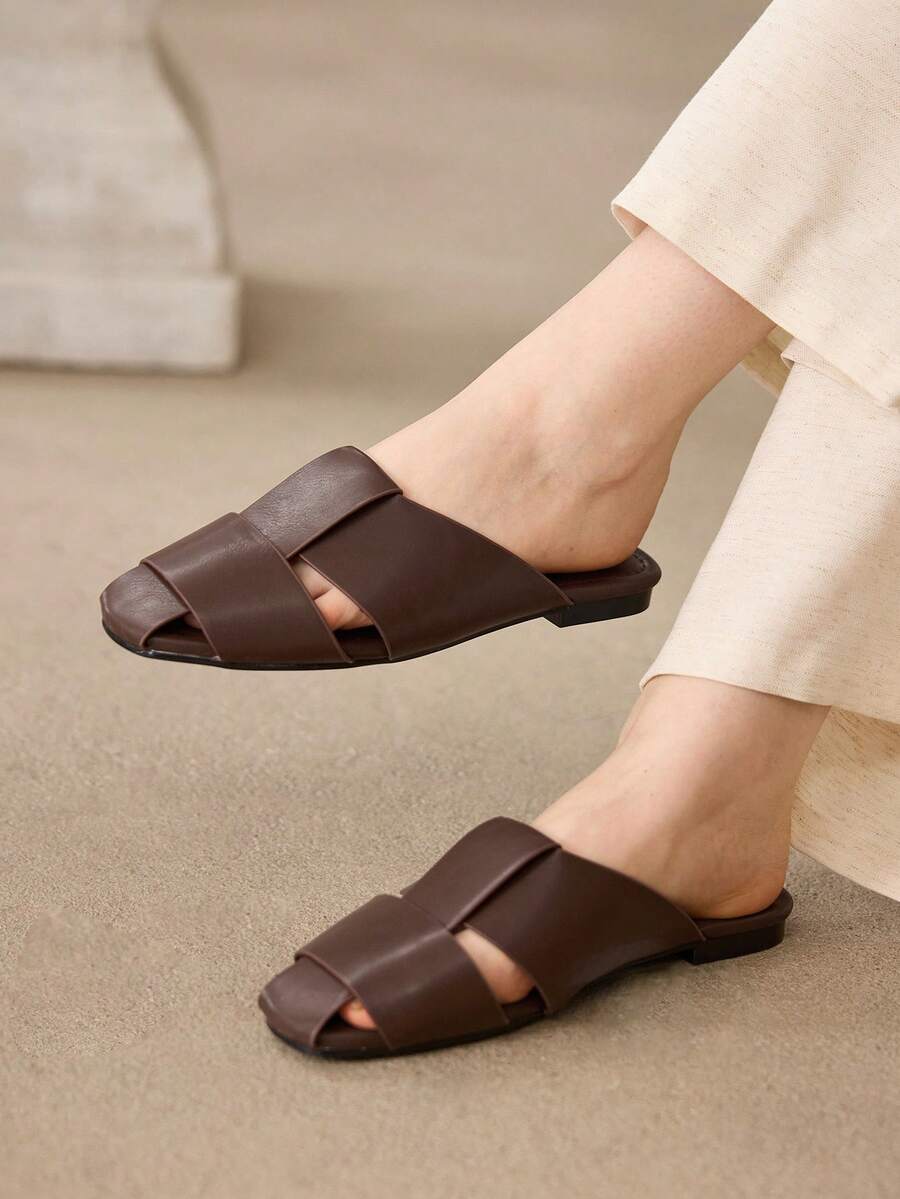 MOTF PREMIUM COFFEE BROWN LEATHER ROUND HEAD CASUAL SIMPLE COMMUTER WOMEN'S FLAT SHOES - Coffee Brown - View 2