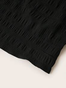 SHEIN Lady Gaun Ukuran Besar dengan Kain Bertekstur Hitam - Hitam - View 5