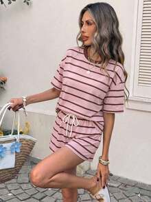 SHEIN LUNE 女款度假條紋圓領落肩上衣與綁帶腰短褲休閒兩件套 - 彩色 - 查看 4