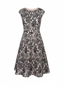 SHEIN Clasi 女款短袖仿蕾絲印花收腰A字洋裝 - 彩色 - 查看 8