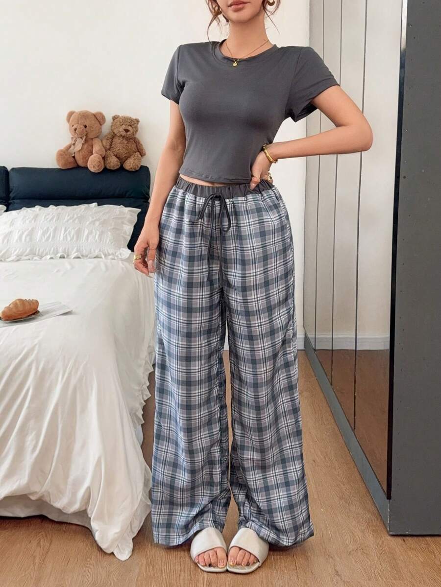 Napfluff 休閒居家服 格紋針織短袖女款睡褲套裝 - 灰色 - 查看 1