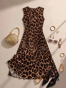 Formidée Plus Size Vintage Leopard Print Pleated Dress - Yellow - View 1