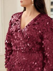 MOTF PREMIUM PLUS SIZE SEQUINS V-NECK LONG FITTED DRESS SPRING/SUMMER FALL - Burgundy - View 2