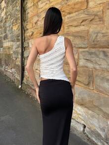 AmyJordy Women's New Spring & Summer Asymmetrical One Shoulder Blouse, Textured Fabric, Metal Button Decor, Suitable For Beach Vacation - لون مشمشي - مشاهدة 2