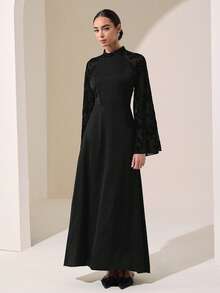 Graceveil Gaun Panjang Lengan Lonceng Kerah Tegak dengan Potongan Pinggang Ramping, Terbuat dari Satin Hitam dan Patchwork Beludru - Hitam - View 5