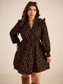 Elaquor Plus Size Colorblock Print Minimalist Casual Long Sleeve Dress - Black - View 7
