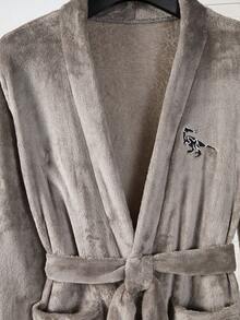 Jubah Fleece Lengan Panjang Nyaman dengan Saku dan Bordir untuk Remaja Laki-laki - Grey - View 5