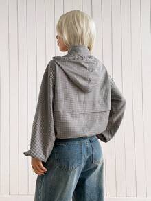 SHEIN EZwear 女款休閒百搭格紋高領連帽夾克，標準版型復古學院運動風 - 摩卡棕 - 查看 2