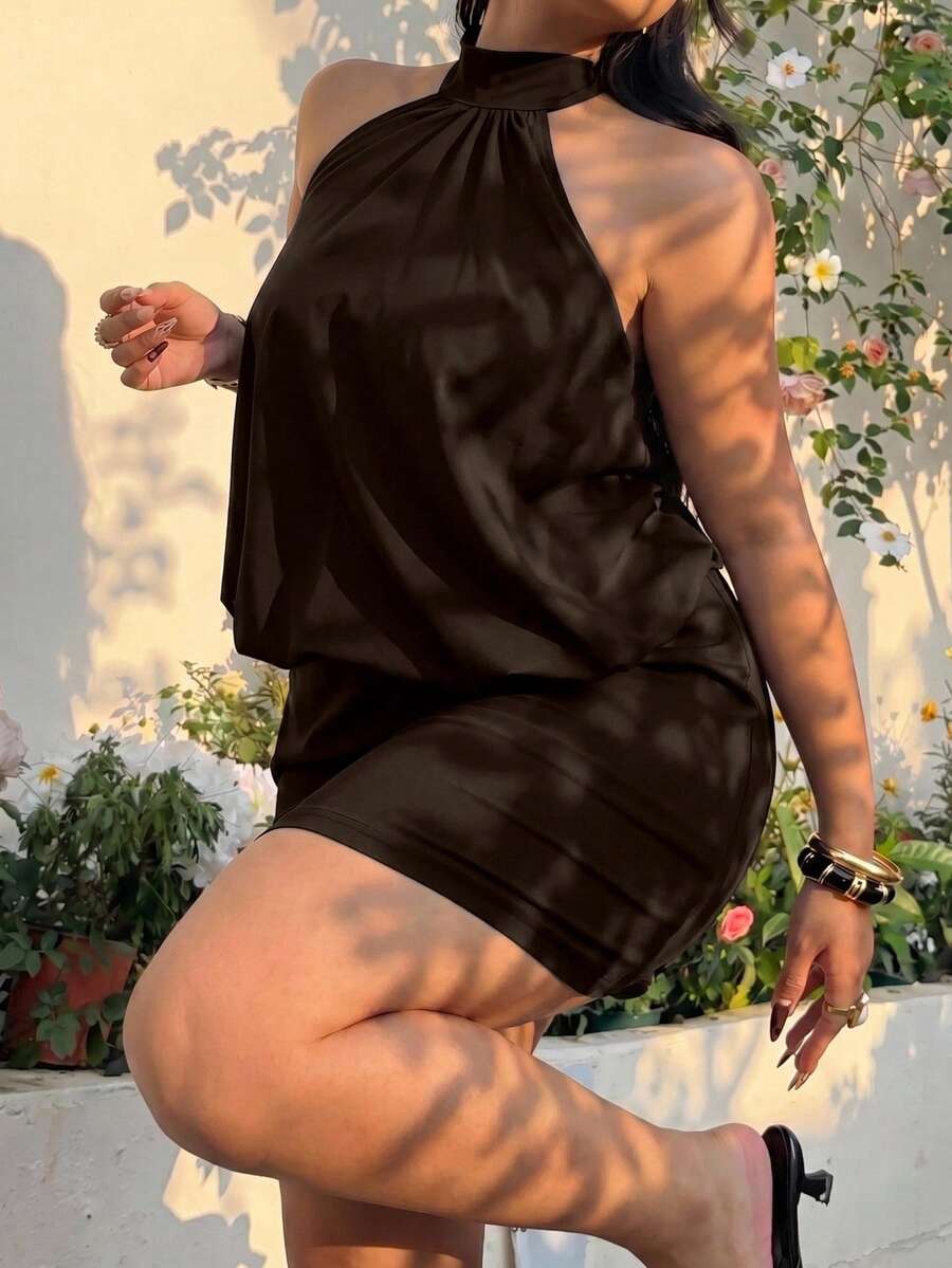 GalTyme 大尺碼女款春夏純色性感優雅掛脖洋裝 雞尾酒晚宴禮服 黑色 - 巧克力棕 - 查看 1