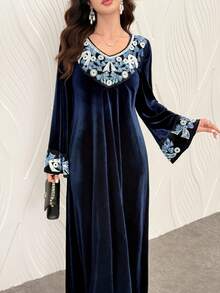 Al Najma Autumn/Winter High-End Fashion Elegant Velvet V-Neck Rhinestone Decor Long Sleeve Flared Slimming Dress For Women - Blue - View 4