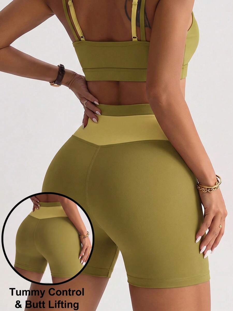 Core Rhythm New Summer Women's Two-Tone Patchwork V-Waist High-Waisted Sports Shorts, High Elasticity Seamless Tummy Control Butt Lifting Yoga Cycling Workout Shorts - Green - View 1