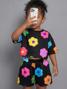 Kids Young Girl Casual Minimalist Floral Print Short Sleeve T-Shirt And Shorts 2-Piece Set Suitable For Summer - Multicolor - View 6