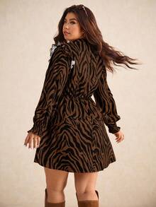 Elaquor Plus Size Colorblock Print Minimalist Casual Long Sleeve Dress - Black - View 2