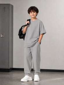 Vacaura 2pcs Boys Casual Minimalist Crew Neck Outfit,Dark Grey Summer City Break Set With Oversized Shoulder Top And Plain Straight-Leg Pants For Autumn - Grey - View 3