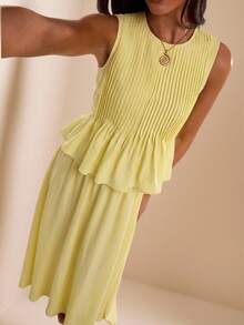 SHEIN BAE Women's Elegant Solid Color Pleated Design Ruffle Hem Tank Top And Skirt Set - Yellow - View 3