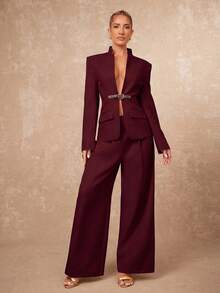 Lumalex Early Spring High Collar, Front Mid-Deep V-Neck, Contrast Color Leather Button - Burgundy - View 3