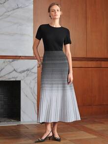 Anewsta Gradient Color Casual Daily Wear Knit Dress - Black and White - View 4