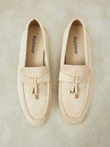 Light khaki