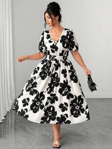Elenzga Plus Size Women's Summer Fashion Long V-Neck Dress - Black and White - View 7