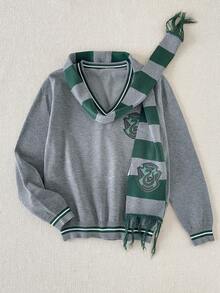 PrepCrw HARRY POTTER X SHEIN 2件組青少年男孩休閒優雅學院風舒適寬鬆針織學院徽章圖案綠白條紋滾邊灰色V領套頭毛衣，附贈灰色與綠色條紋毛絨圍巾，適合返校、外出、假期、秋冬穿著 - 灰色 - 查看 2
