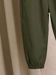 SHEIN 男婴/女婴可爱休闲字母印花宽松短袖T恤和工装裤套装，带大口袋，适合春、夏、秋季穿着。 - 軍綠色 - 查看 9
