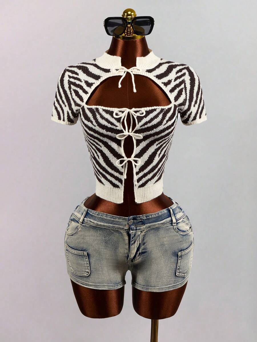 Mistrie American Retro Zebra Stripe Ribbed Knit Short Sleeve New Chinese Style Frog Button Halter Neck Hollow Out Multi-Tie Fitted Cropped Top - Beige - View 1