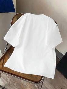 SHEIN 1件大童男孩休閒簡約設計壓紋字母純色圓領套頭T恤，舒適面料，適合春夏秋季 - 白色 - 查看 2